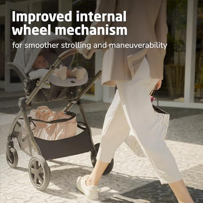 Maxi-Cosi Zelia Luxe 5-in-1 travel system with stroller, car seat, and accessories in a modern design.